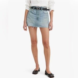 Levi’s Jean 550 relaxed fit mini skirt